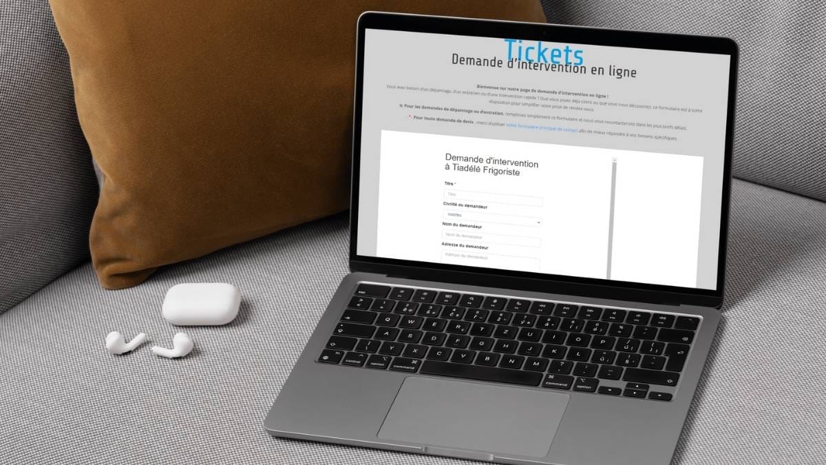 Formulaire de demande en ligne sur le site